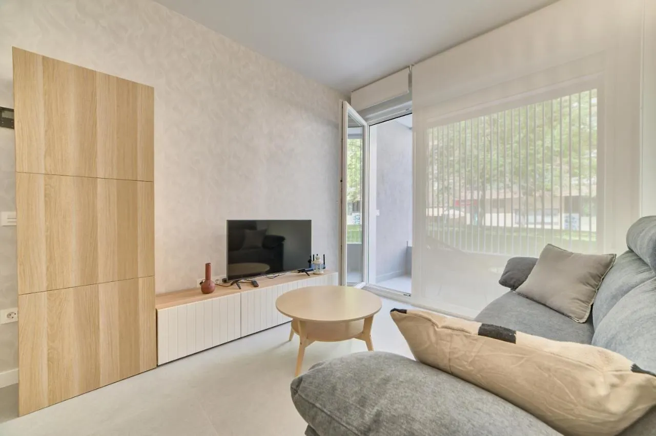 Apartamentos Pamplona Confort By Clabao